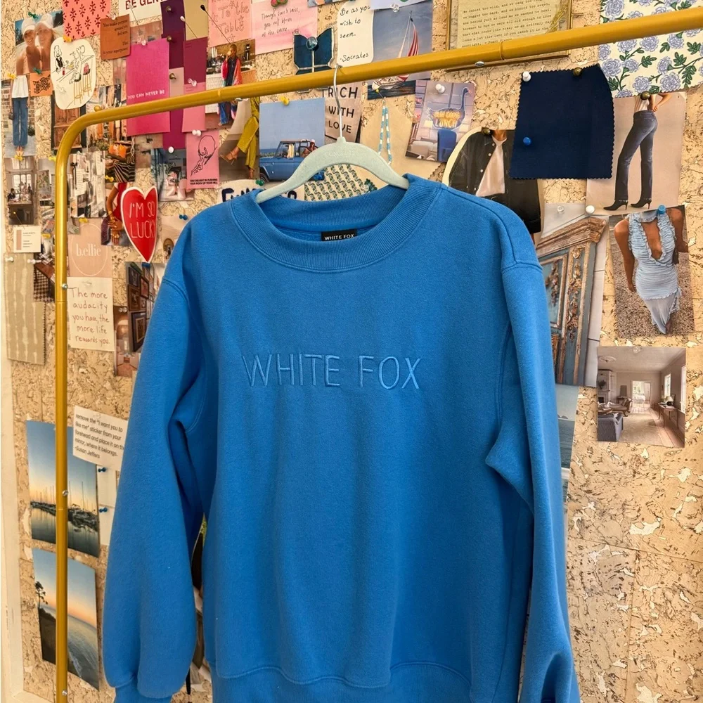 White Fox Boutique Vibrant Blue Crew Neck Sweater - Picture 2 of 4